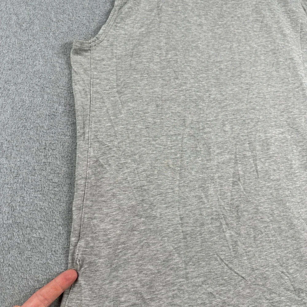 Nike Sleeveless Shirt Mens Medium The Nike Tee Gray Dri-FIT Graphic Swoosh
